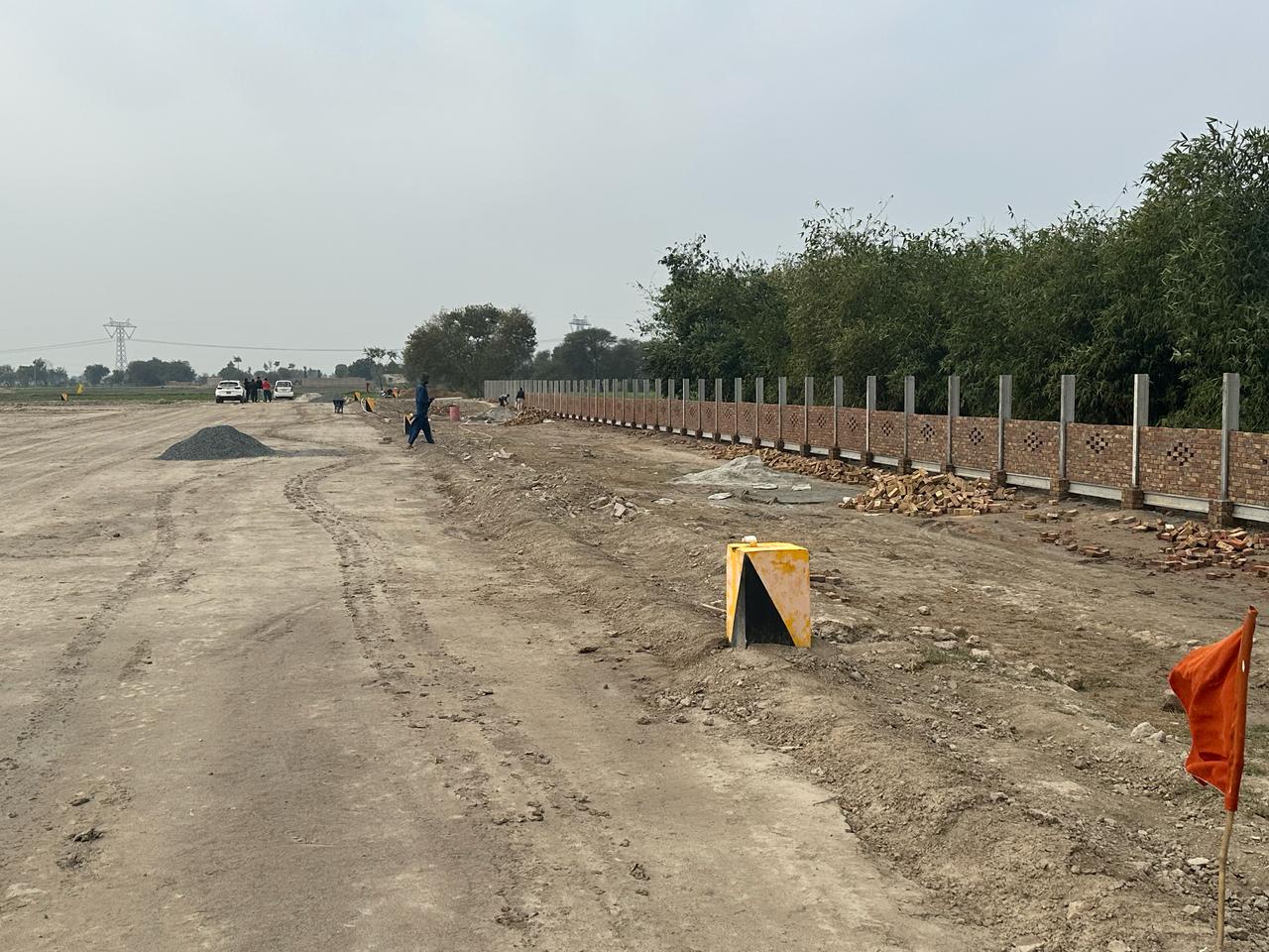 Main Commercial Market